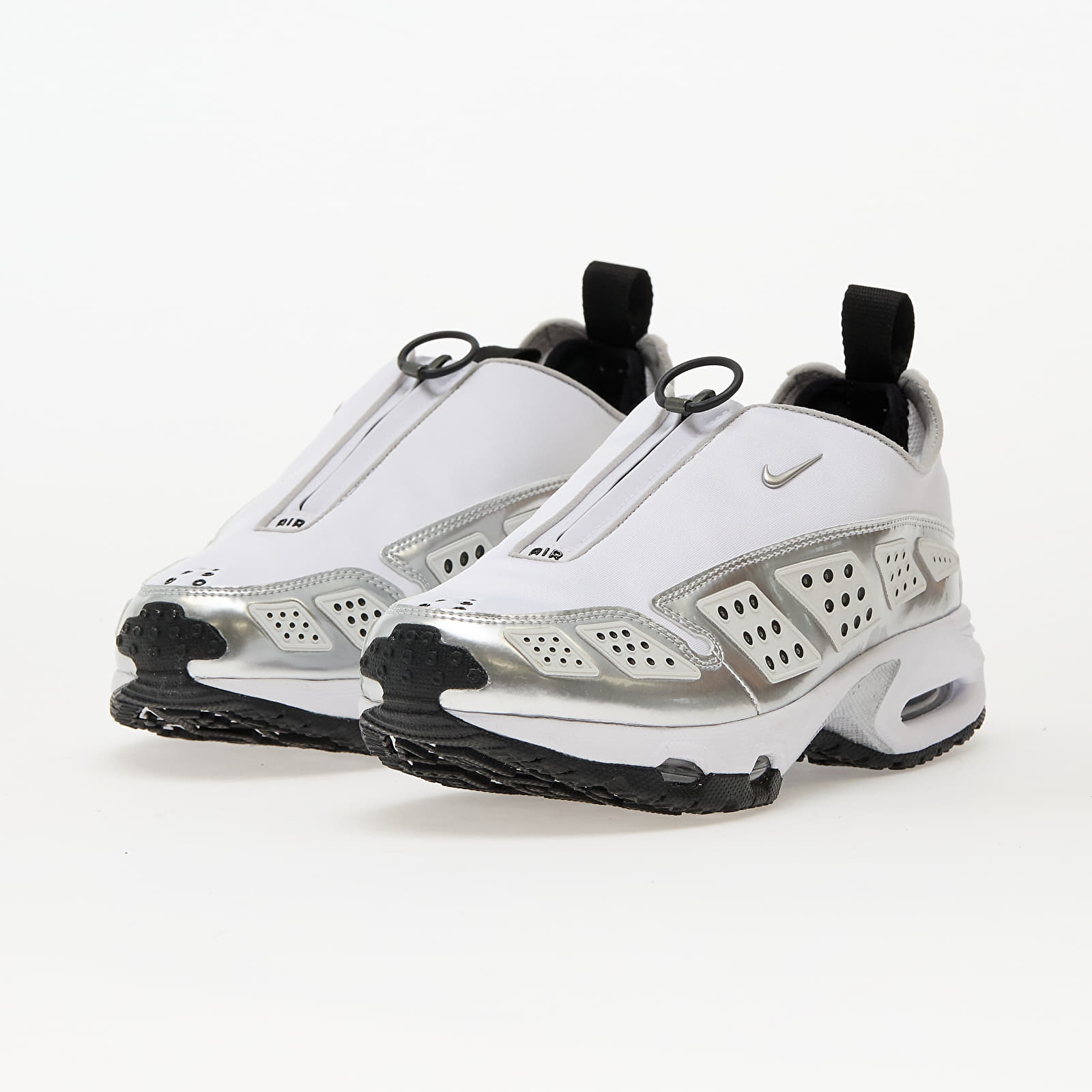 Sneakers och skor för kvinnor Nike W Air Max SNDR Se White/ Mtlc Silver-Black