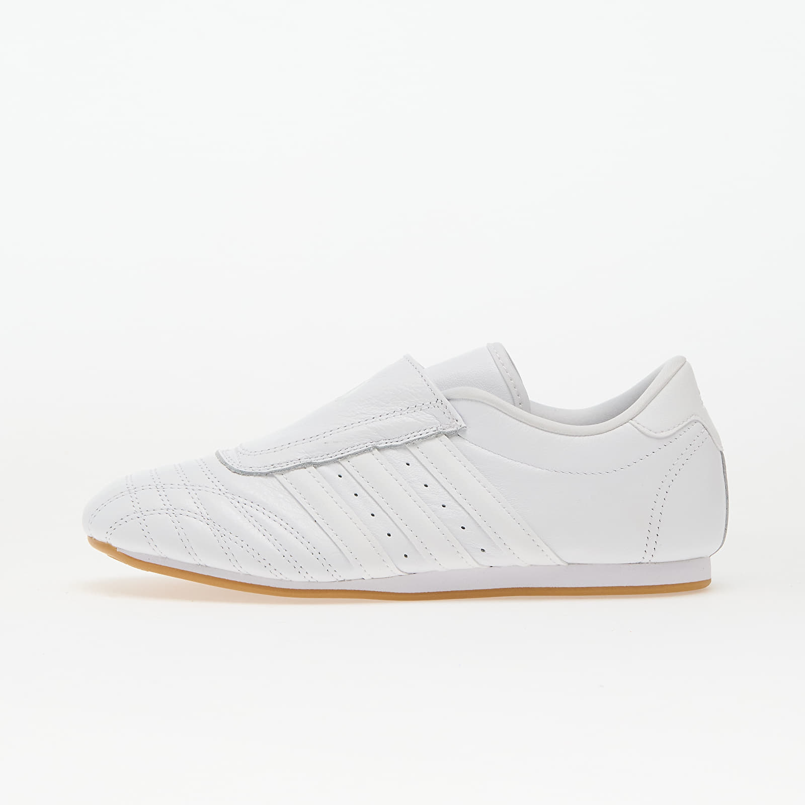 Women's sneakers and shoes adidas Taekwondo W Ftw White/ Ftw White/ Gum