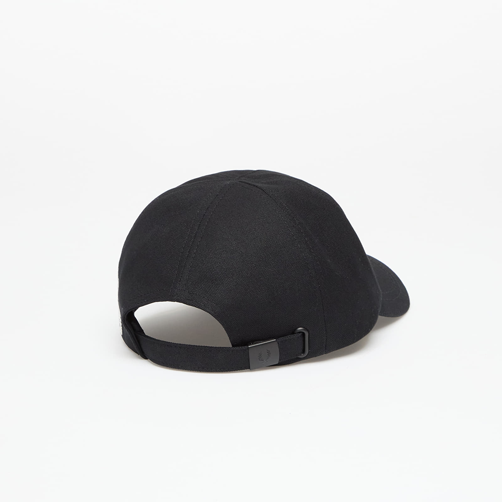 Mützen für Männer FRED PERRY Bold Branding Canvas Cap Black/ Snow White
