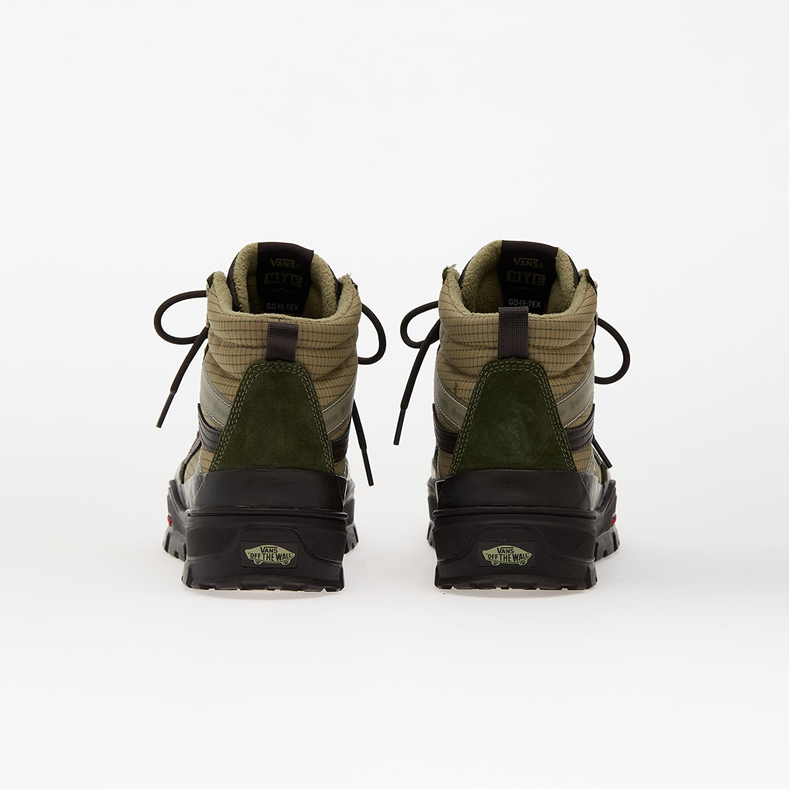 Miesten lenkkarit ja kengät Vans MTE Sk8-Hi Gore-Tex Insulated Dark Green/ Dark Brown