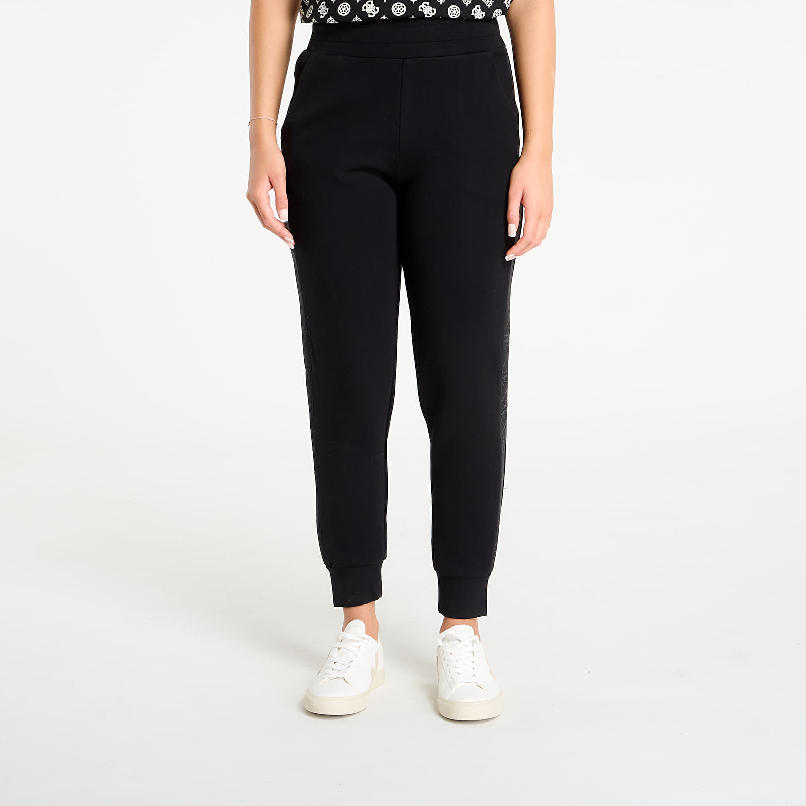 Hosen für Frauen GUESS New Victoire Scuba Pant Black