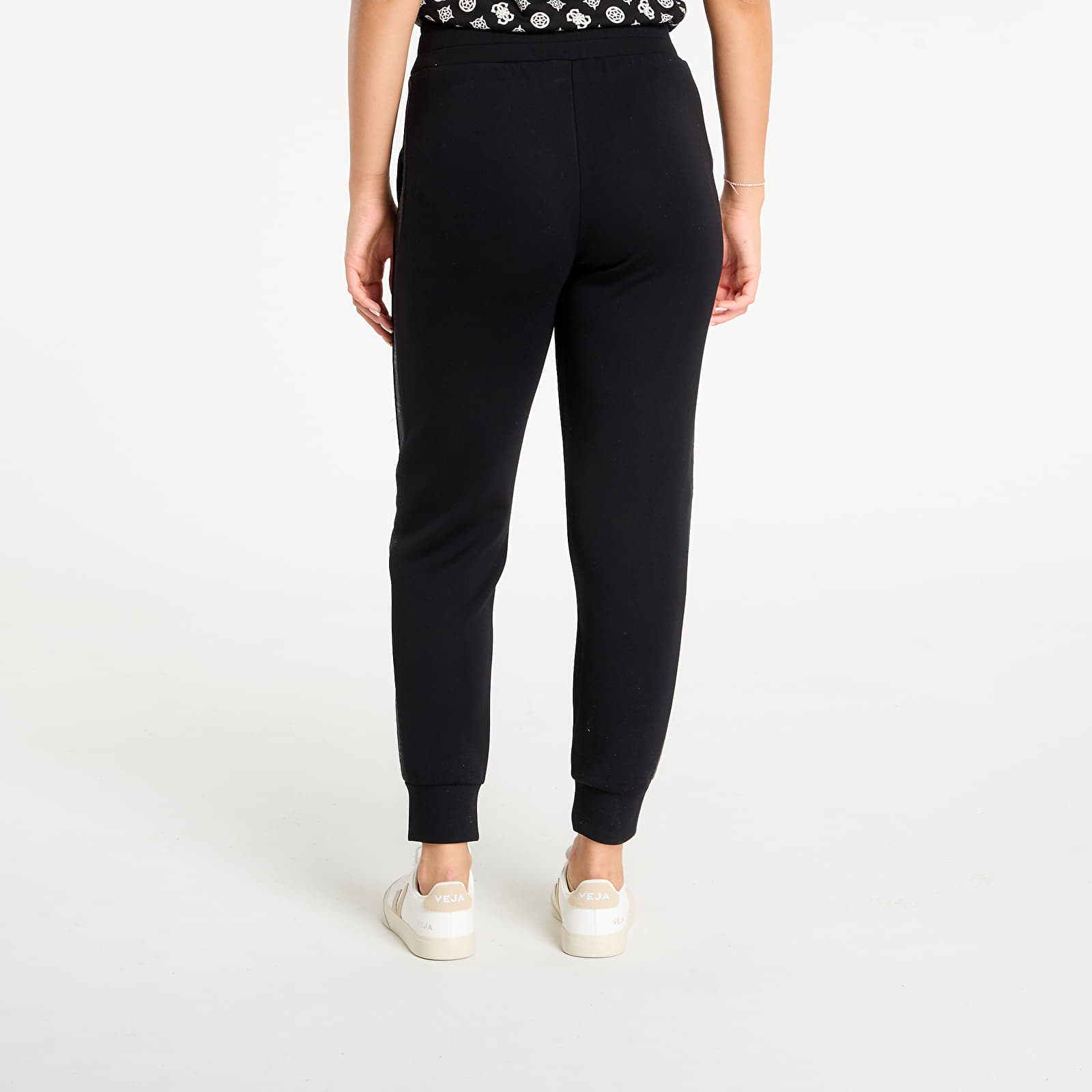 Hosen für Frauen GUESS New Victoire Scuba Pant Black