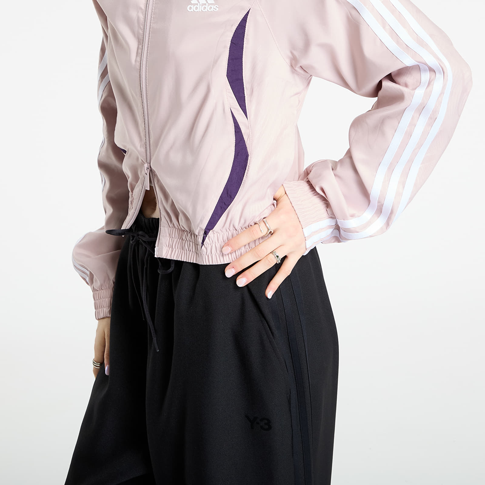 Jacken für Frauen adidas Adilenium Season 4 Teamgeist Slim Track Top New Rose
