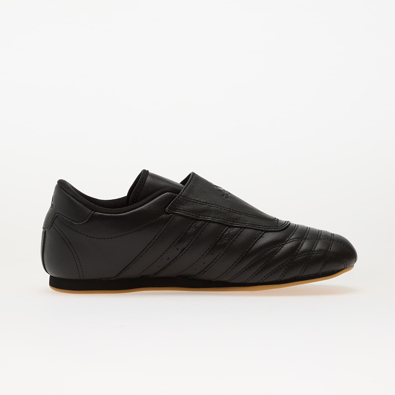 Γυναικεία παπούτσια adidas Taekwondo W Core Black/ Core Black/ Gum