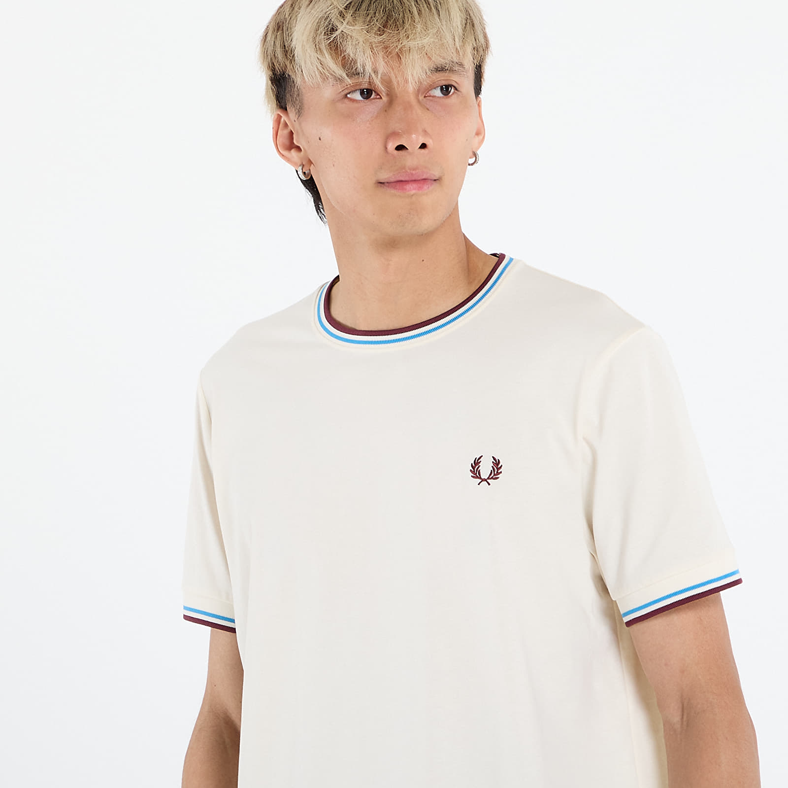 Heren T-shirts FRED PERRY Twin Tipped T-Shirt Ecr/ Crtblu/ Oxblo