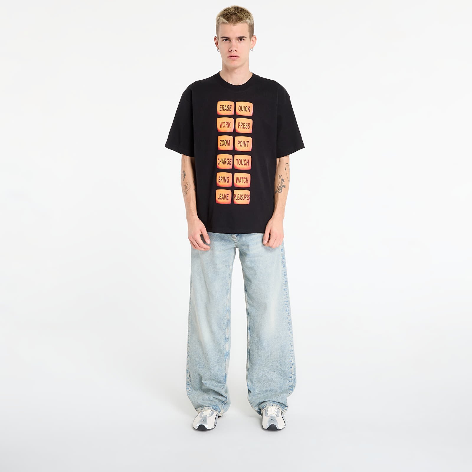 Magliette da uomo PLEASURES Technologic T-Shirt Black