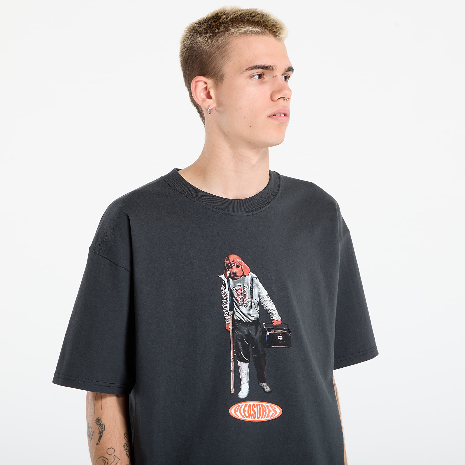 Heren T-shirts PLEASURES Daft Punk T-Shirt Faded Black