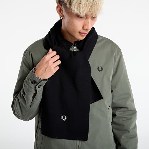 Schal FRED PERRY Classic Merino Wool Scarf Black/ Snow White