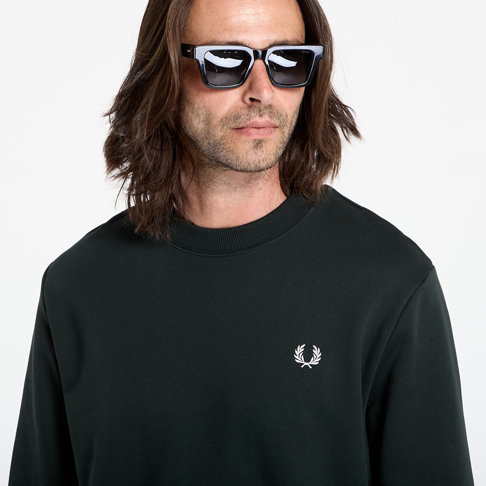 Herren-Sweatshirts FRED PERRY Crew Neck Sweatshirt Night Green/ Snow White