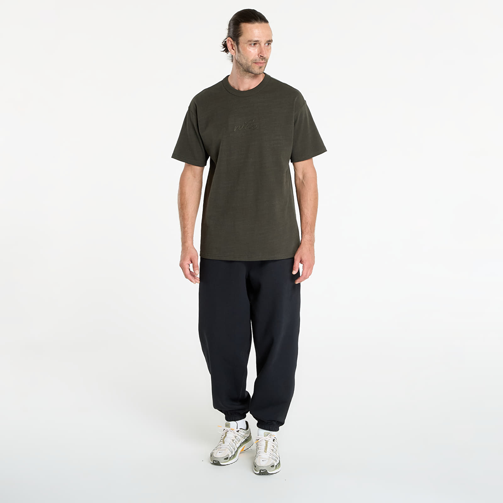 Magliette da uomo Nike Sportswear Premium Essentials Men's T-shirt Sequoia