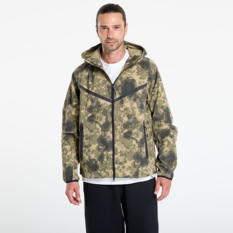 Coupe-vent Nike Tech Men's Dri-FIT Woven Camo Windrunner Jacket Neutral Olive/ Black