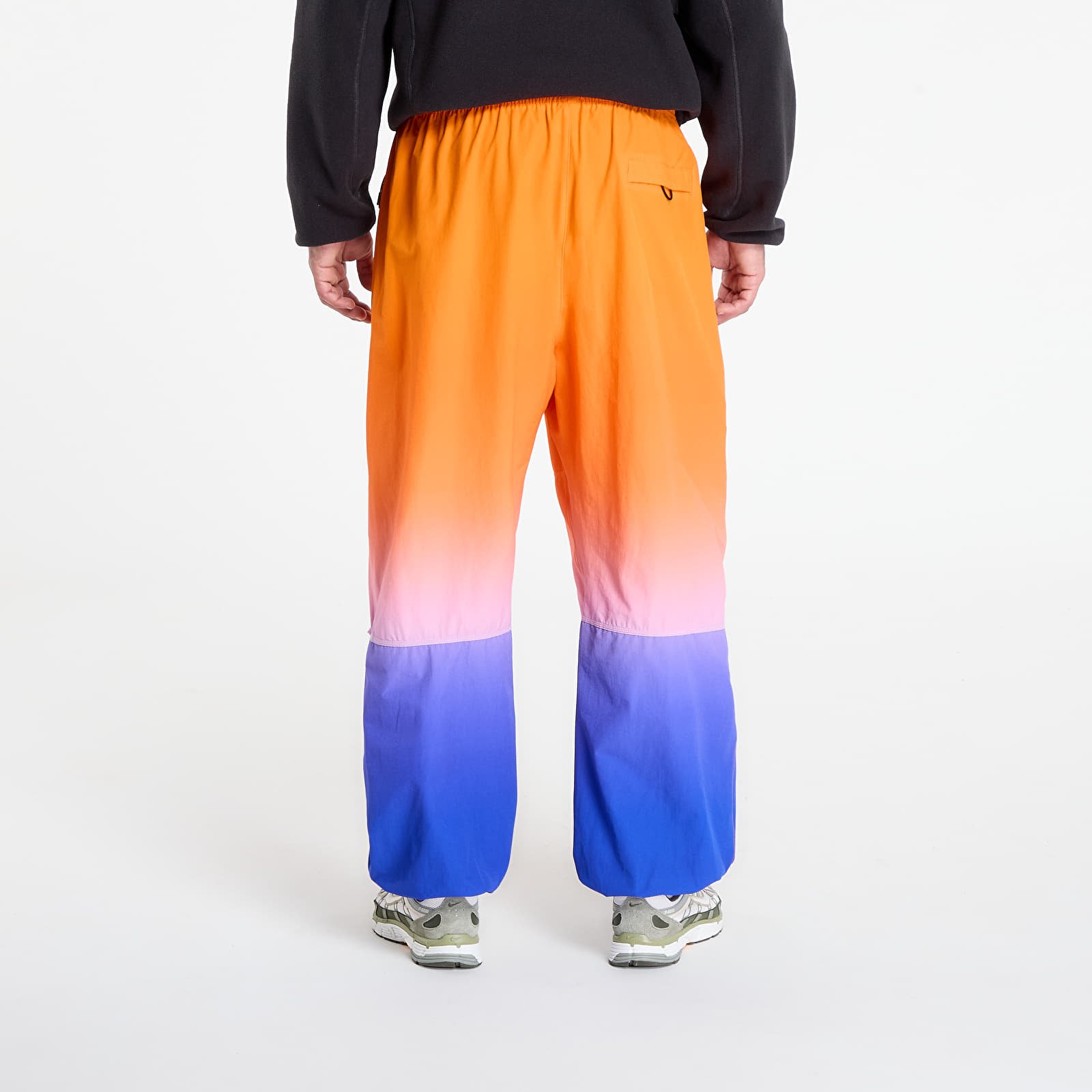 Pantaloni uomo Nike Tech Men's Woven Pants Game Royal/ Safety Orange