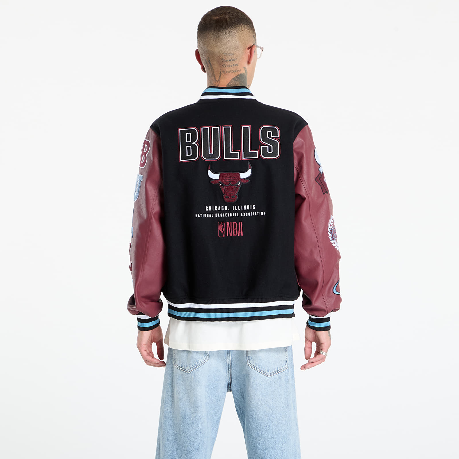 Jakker til mænd New Era NBA Patch Varsity Chicago Bulls Black