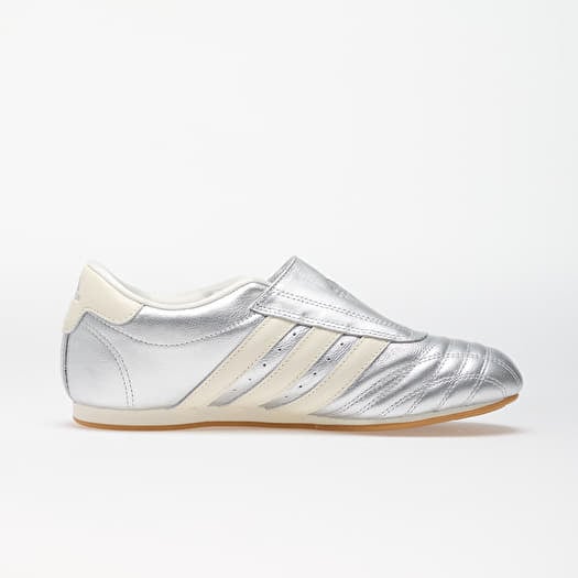 adidas gazelle silver green womens Adidas - WMNS Taekwondo Mei Sneaker in Red & White
