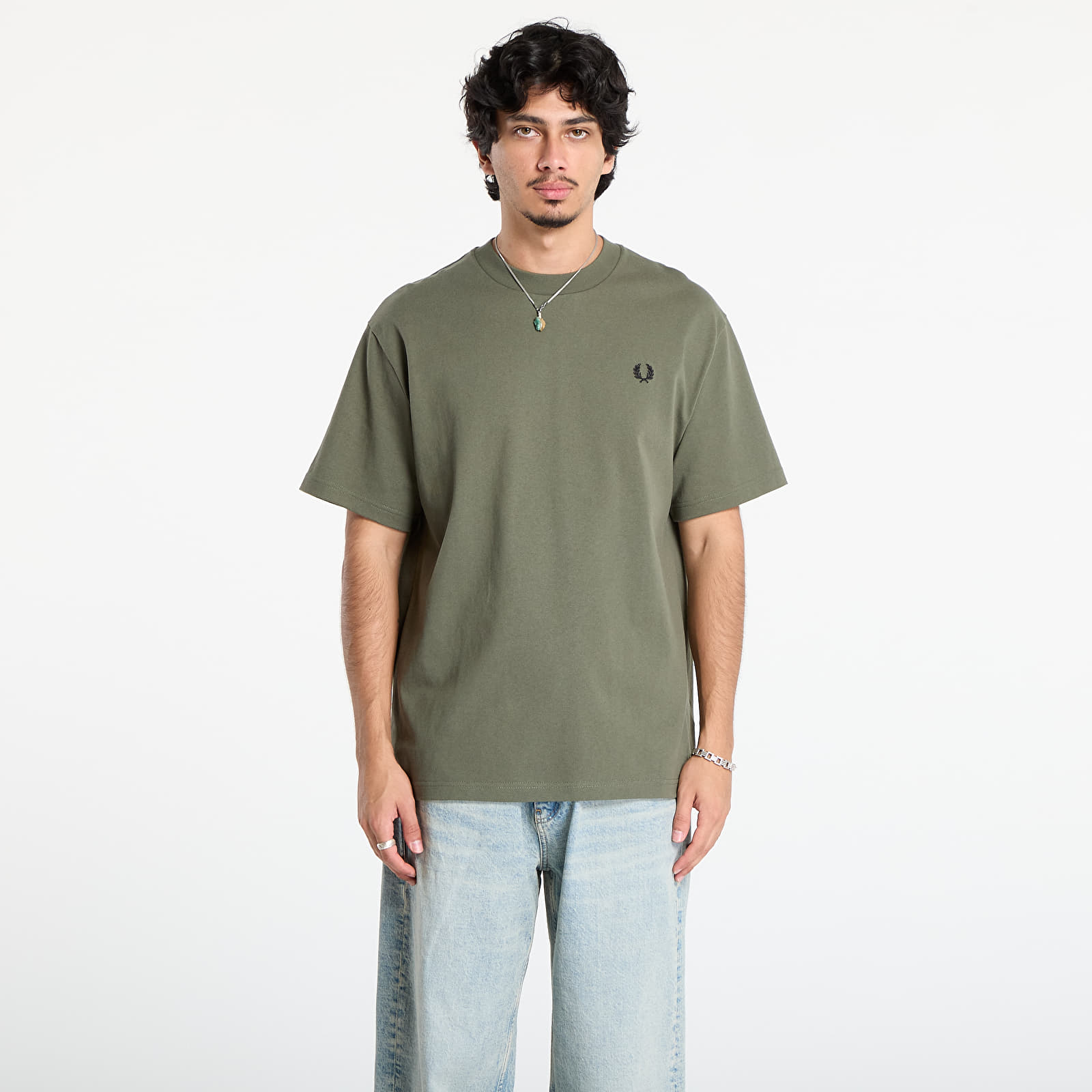Heren T-shirts FRED PERRY Relaxed T-Shirt Laurel W Green