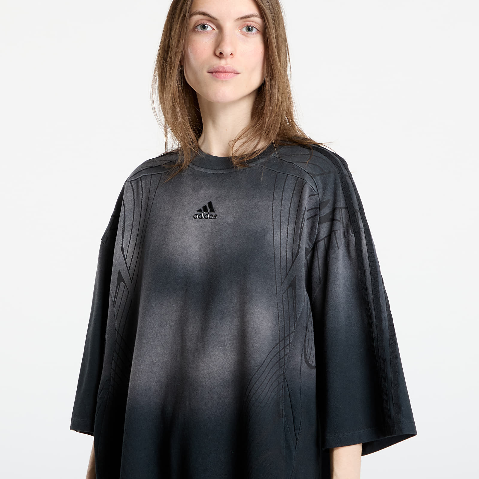Dames T-shirts adidas Adilenium Season 4 Teamgeist Oversized Washed T-Shirt Black/ Grey Six