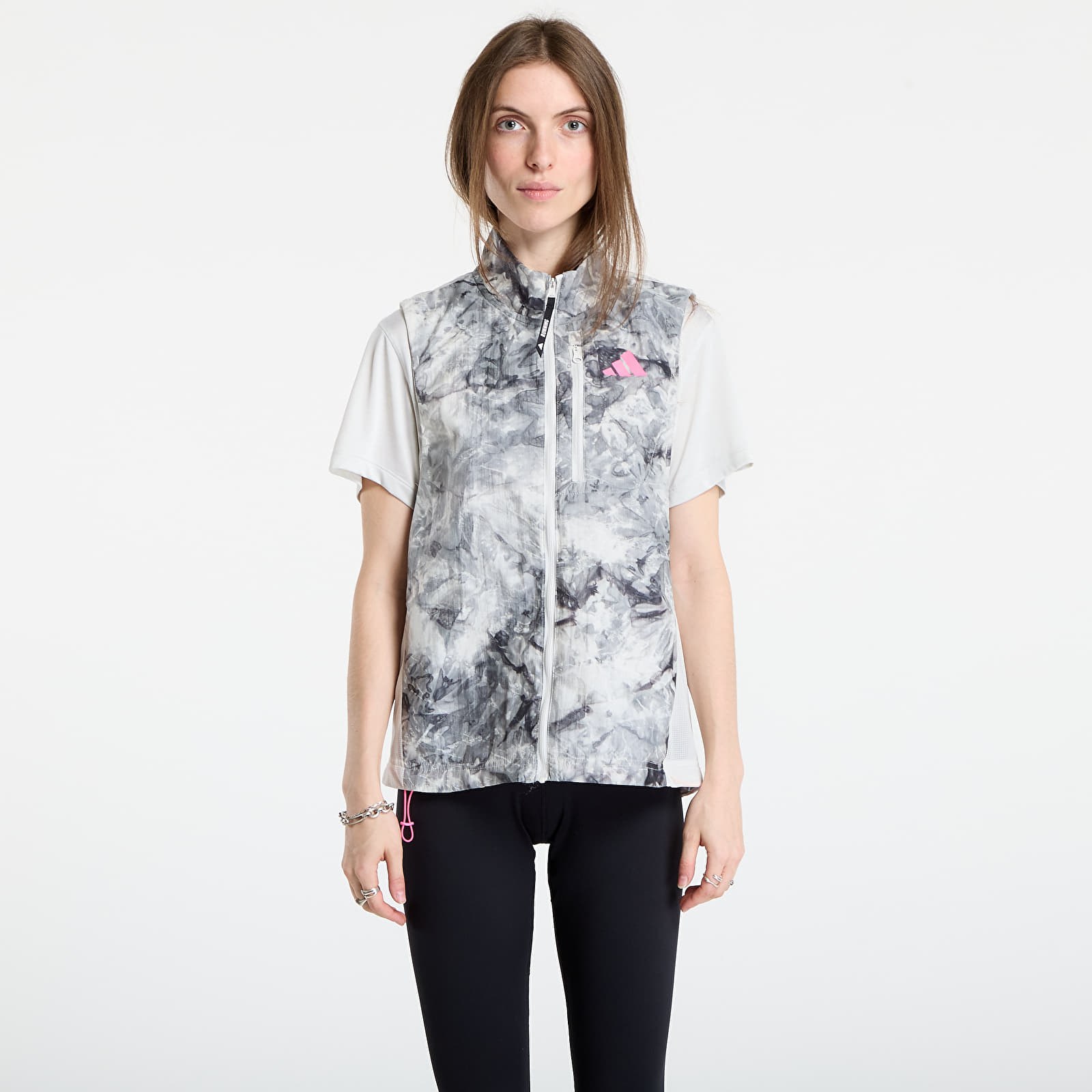 Women's cardigans adidas Own The Run Spray Dye Vest Orbit Grey/ Cardboard