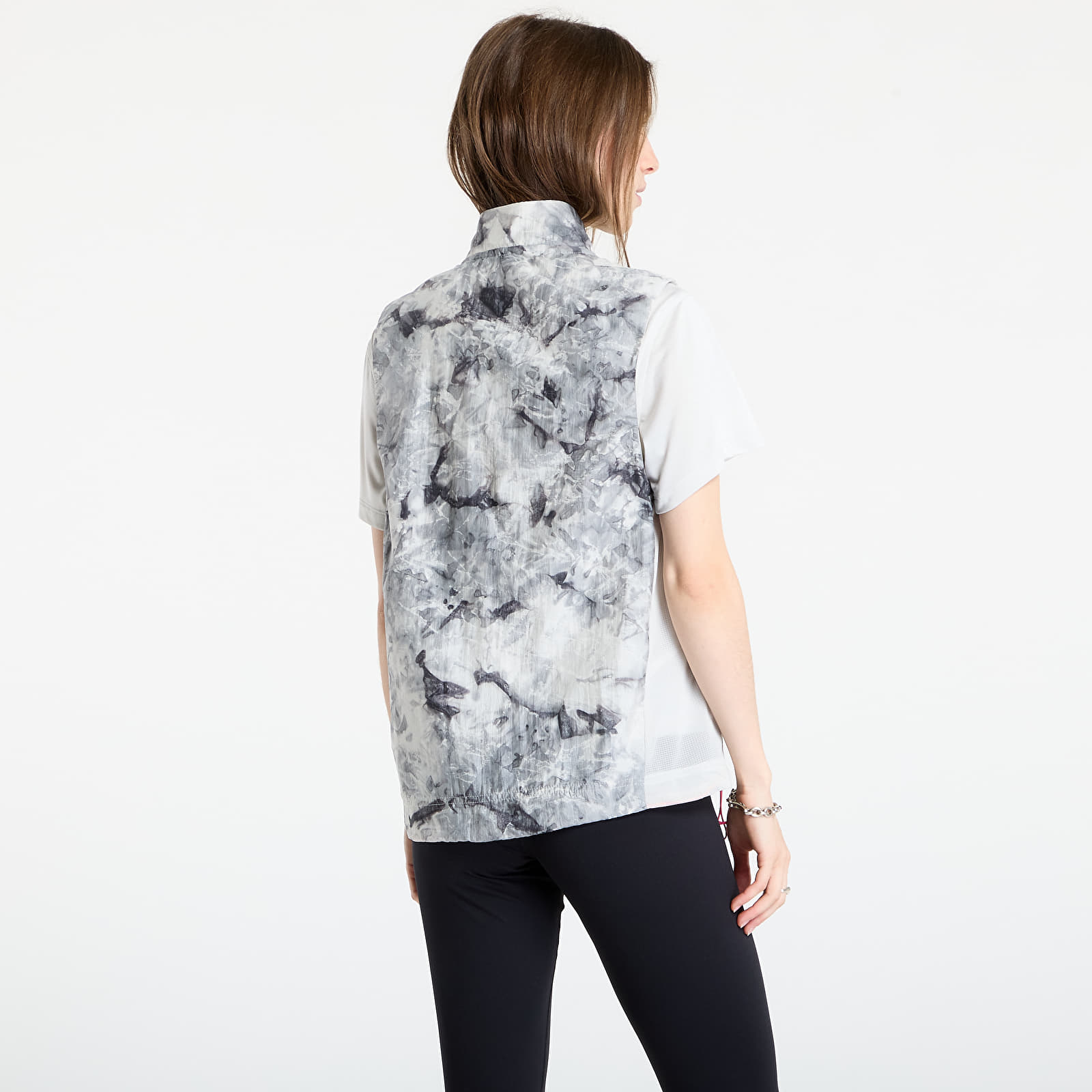 Women's cardigans adidas Own The Run Spray Dye Vest Orbit Grey/ Cardboard