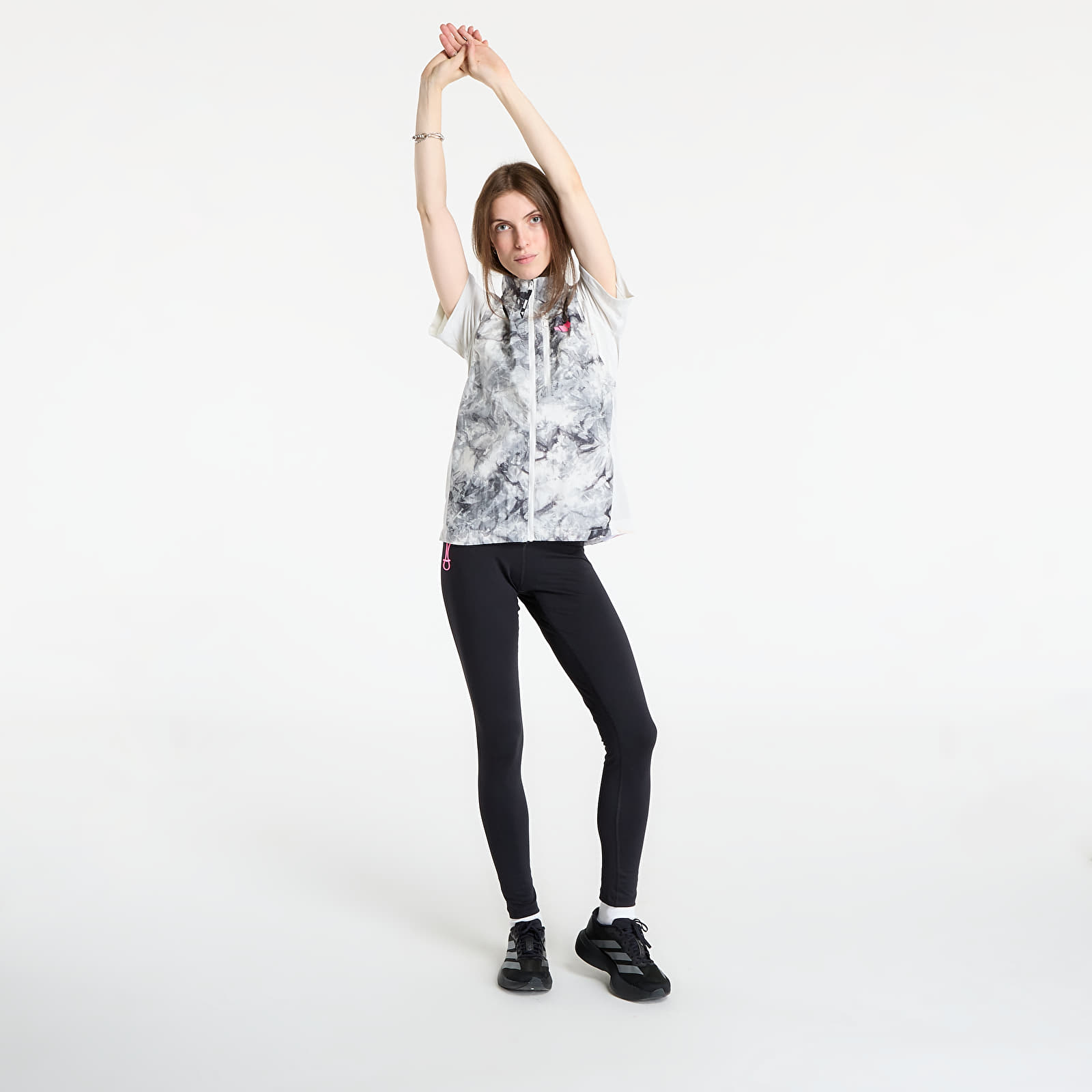 Women's cardigans adidas Own The Run Spray Dye Vest Orbit Grey/ Cardboard