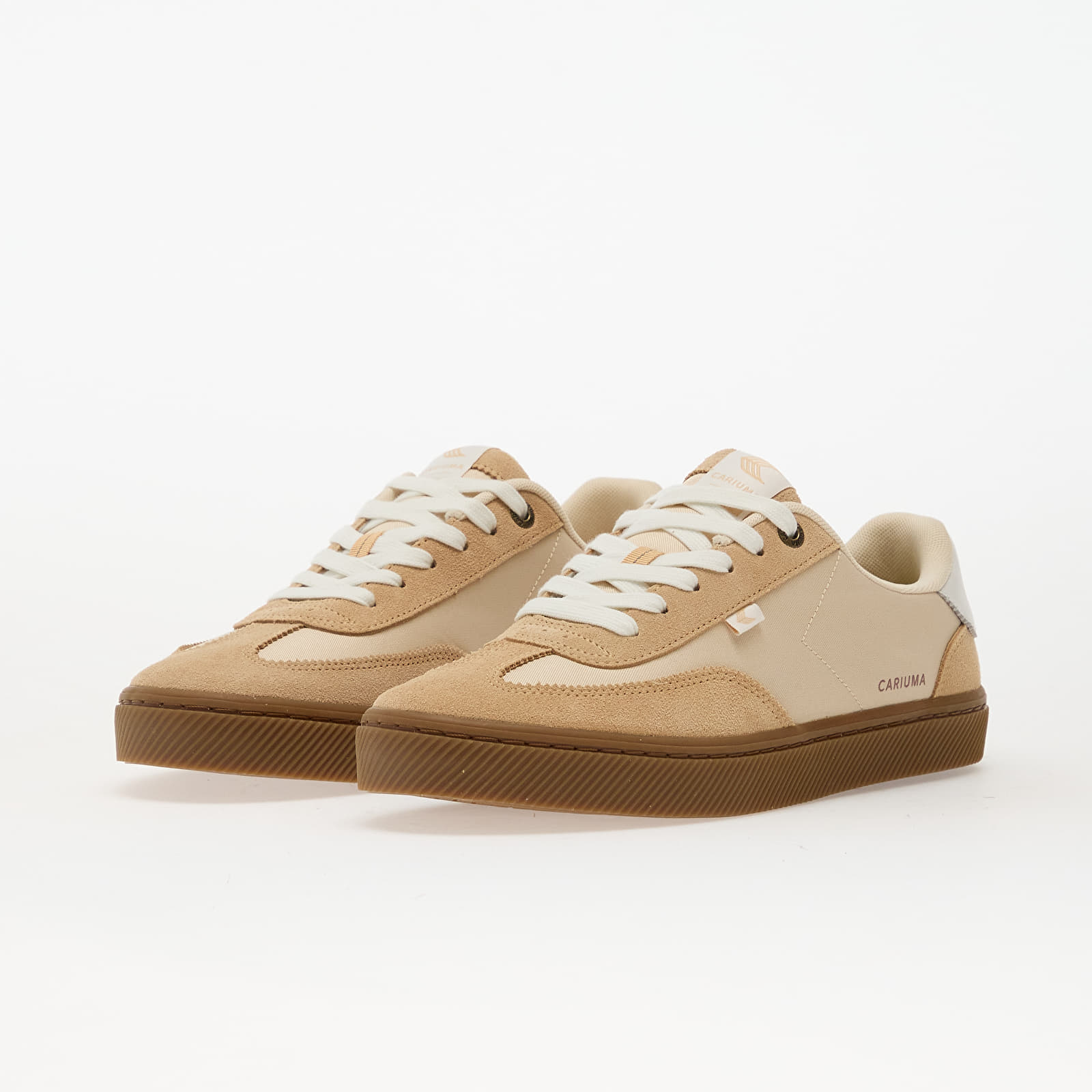 Чоловіче взуття Cariuma M Toca Latte Beige