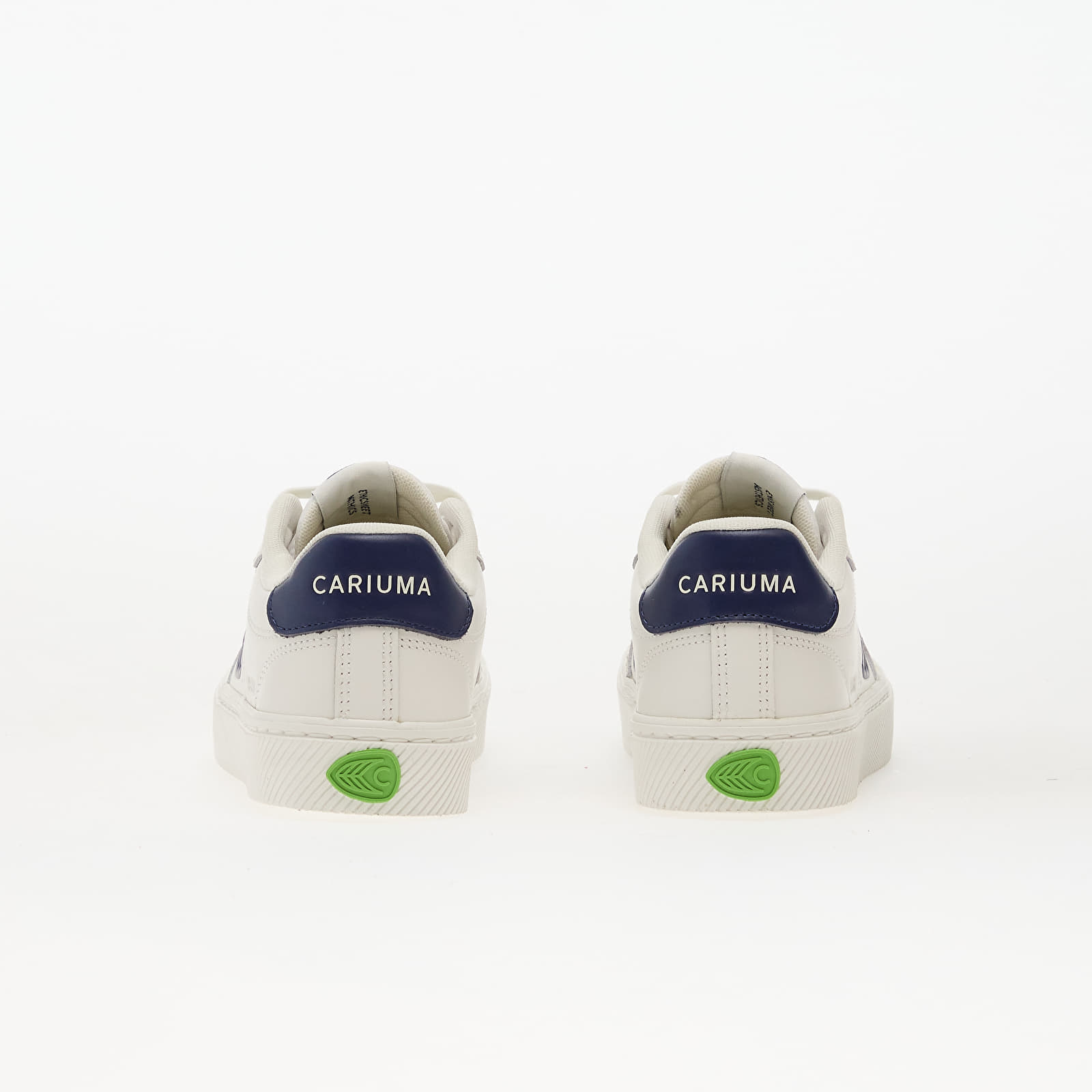 Men's sneakers and shoes Cariuma M Salvas White/ Bright Navy