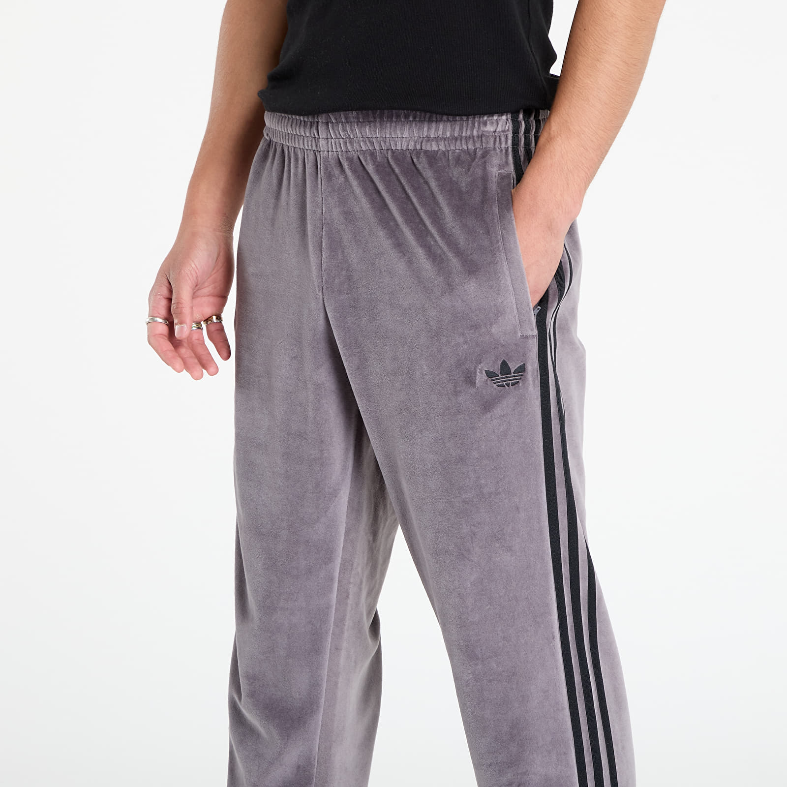 Muške hlače adidas SST Adicolor Velour Track Pants Grey Strata