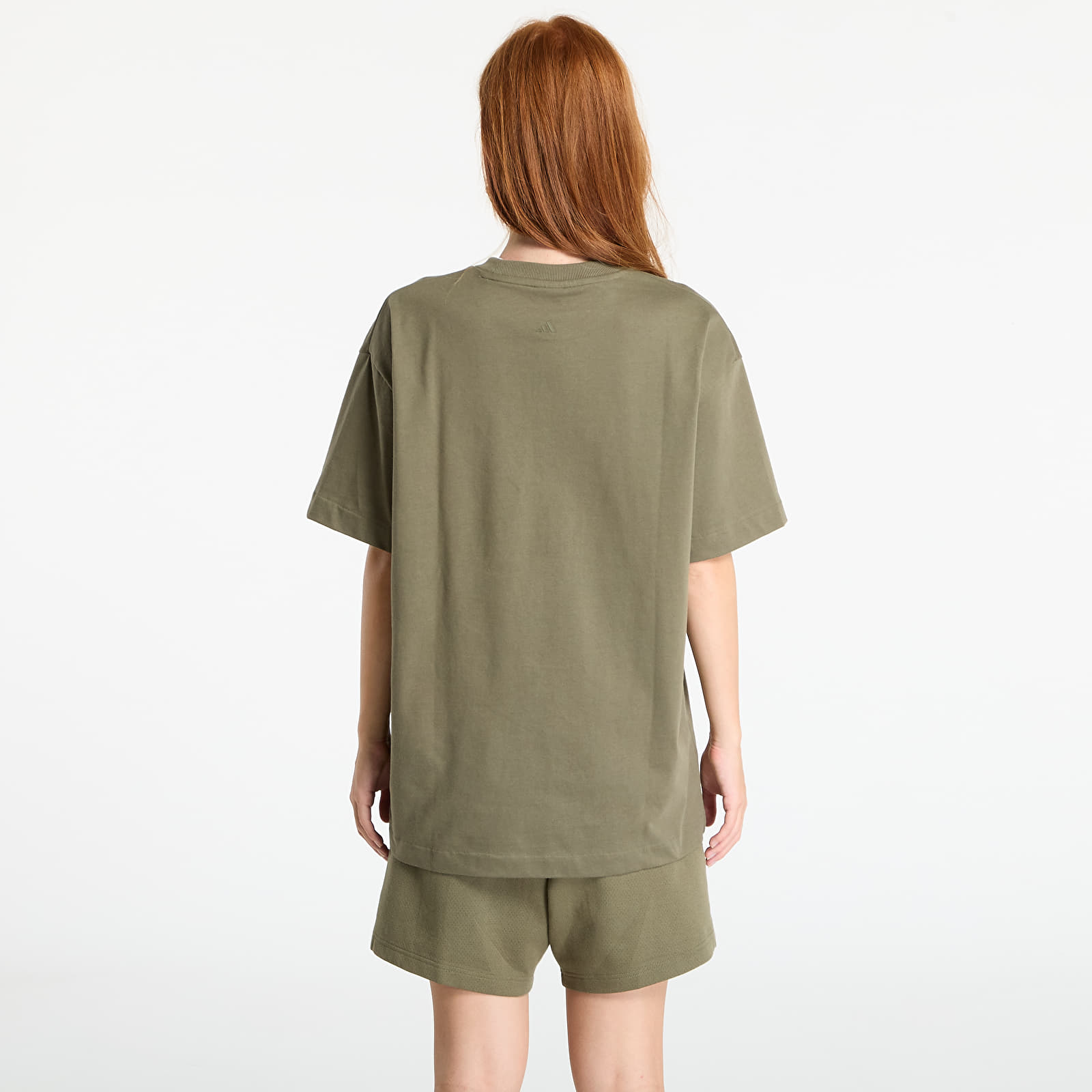 T-skjorter for menn adidas Basketball T-Shirt UNISEX Olive Strata
