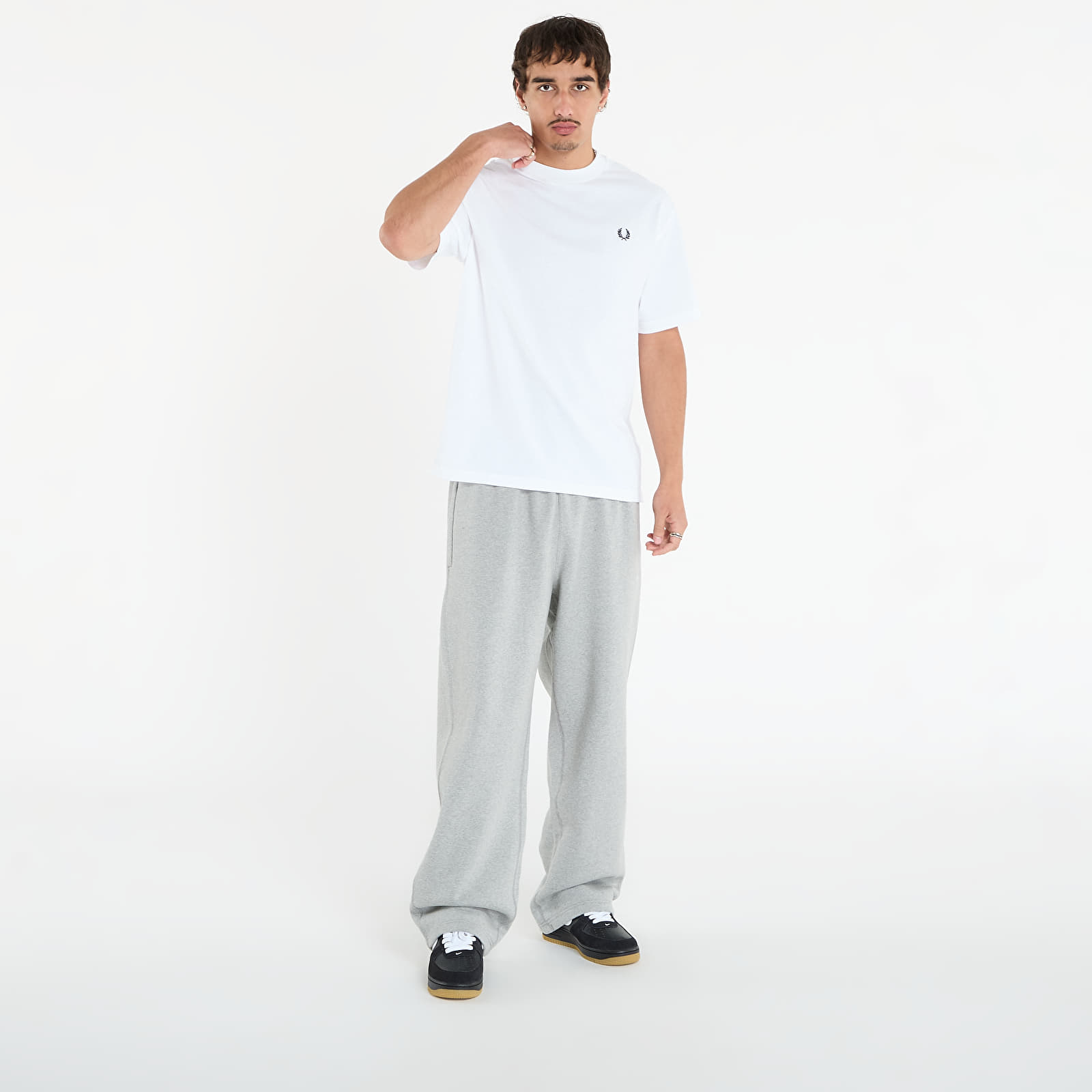 Men's T-shirts FRED PERRY Relaxed T-Shirt White