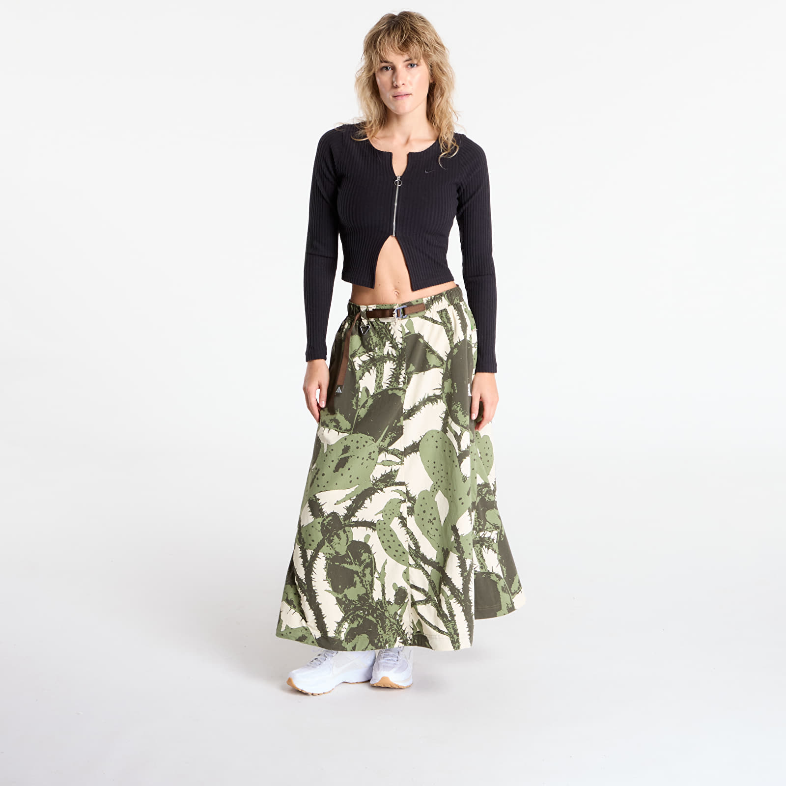 Жіночі спідниці Nike ACG "Smith Summit" Women's Skirt Lt Khaki/ Cargo Khaki/ Summit White