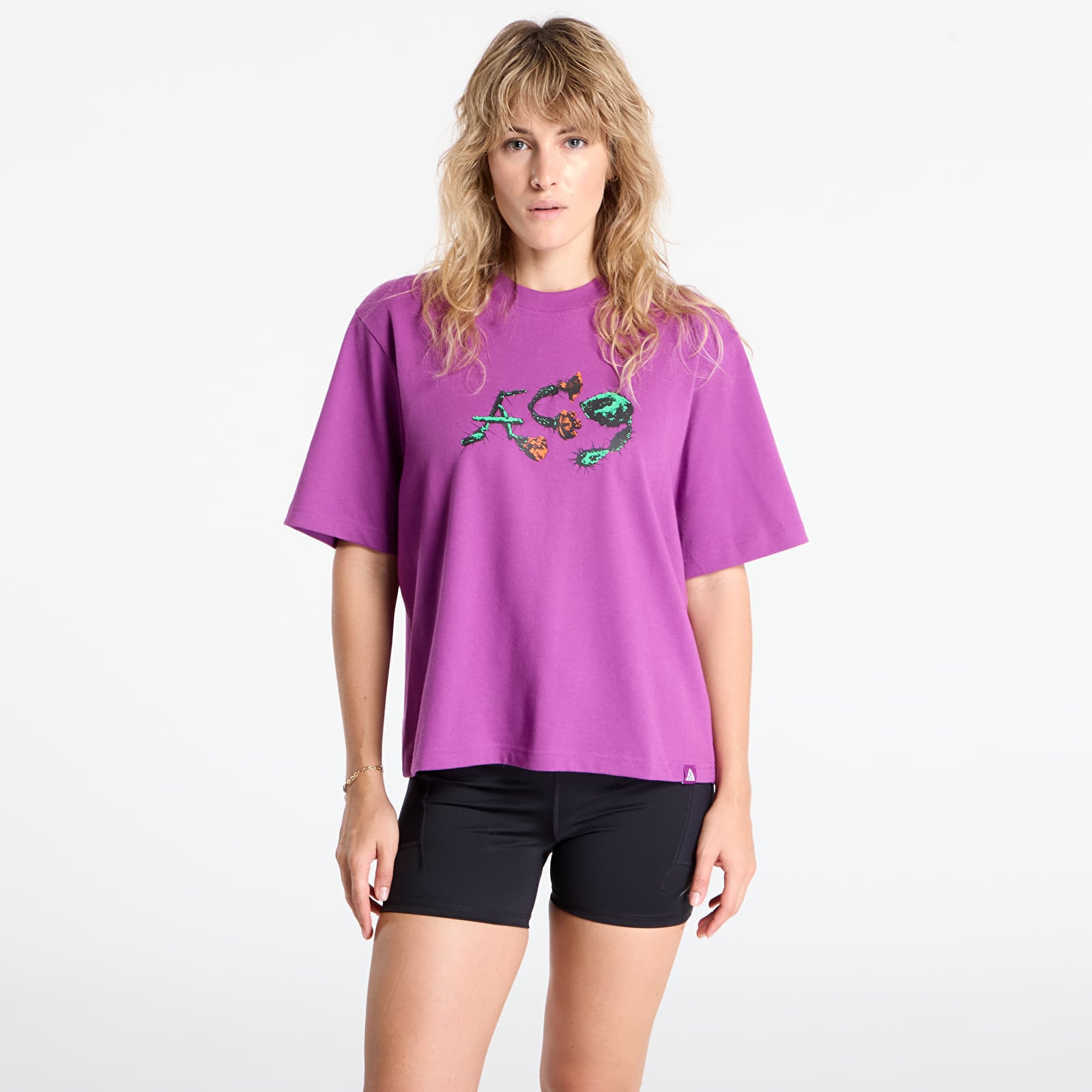 Tricou Nike ACG Womens Graphic T-Shirt Bold Berry L