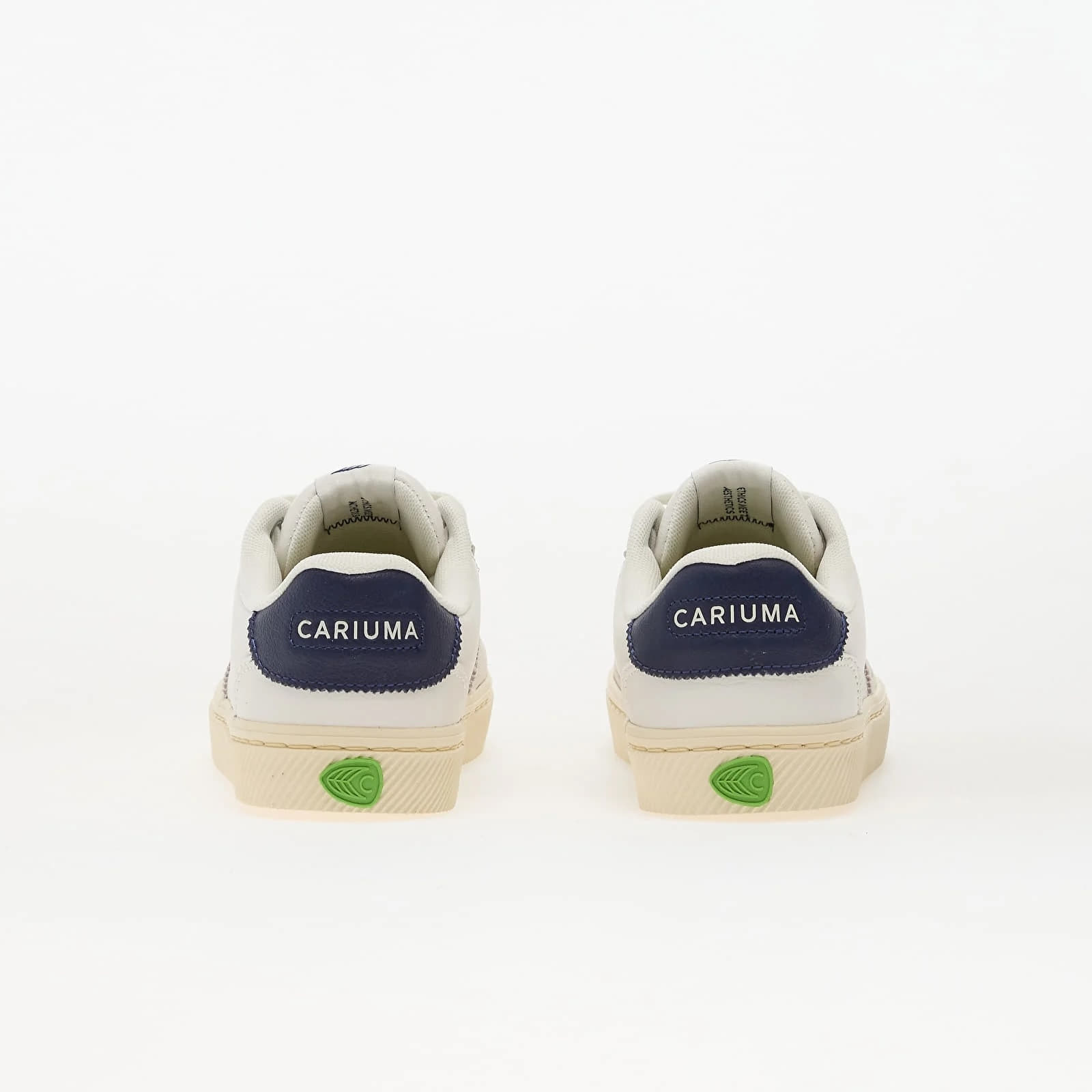 Чоловіче взуття Cariuma M Toca White/ Smoe White