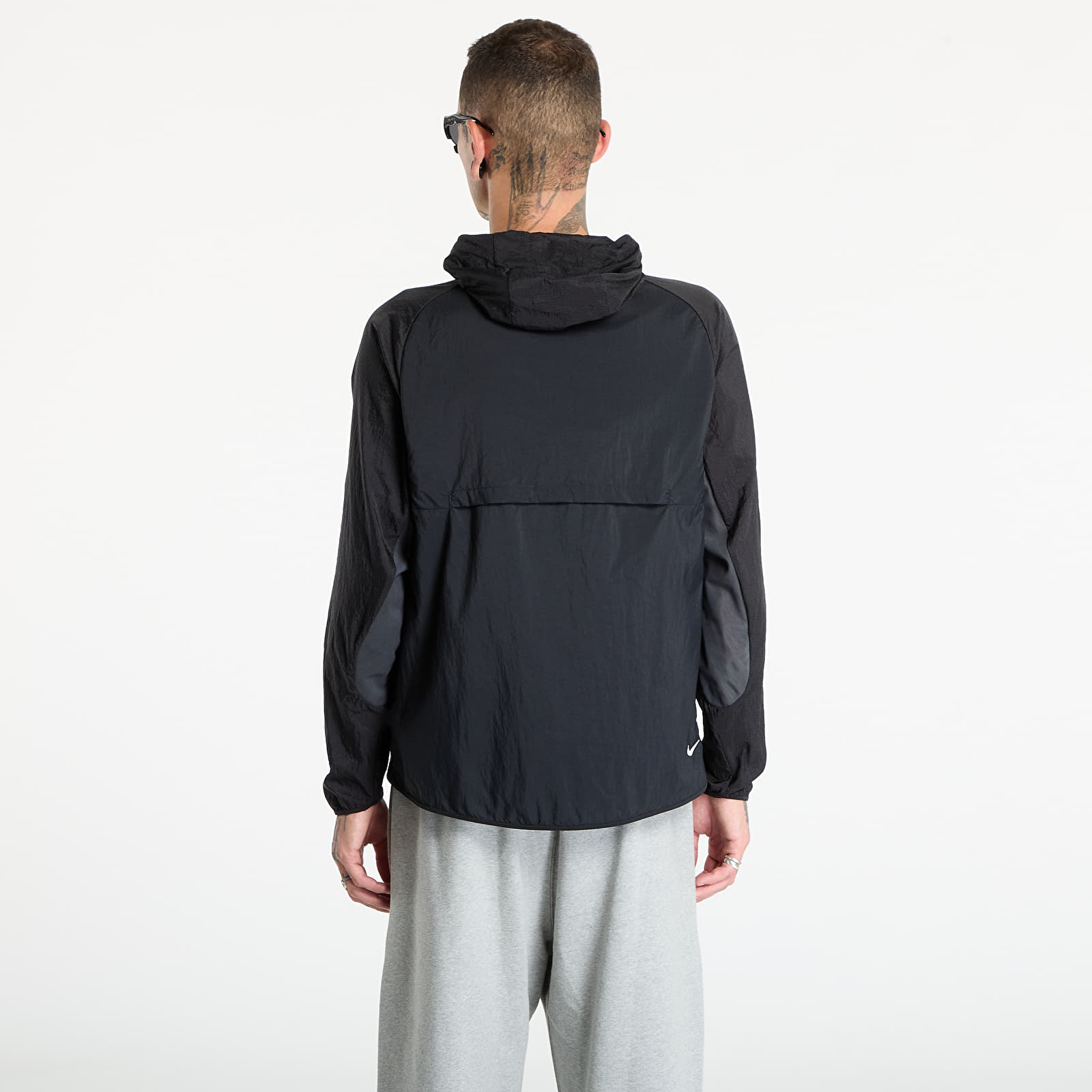 Pánské bundy Nike Trail Aireez Men's Running Jacket Black/ Anthracite/ Summit White