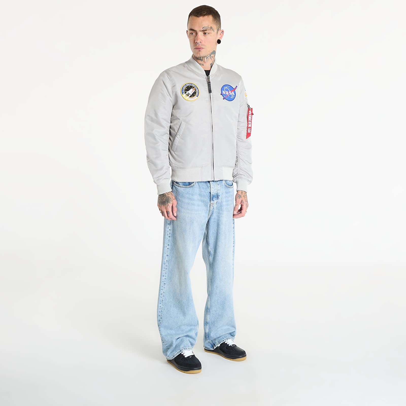 Muške bomber jakne Alpha Industries MA-1 VF Vintage Fit NASA Pastel Grey