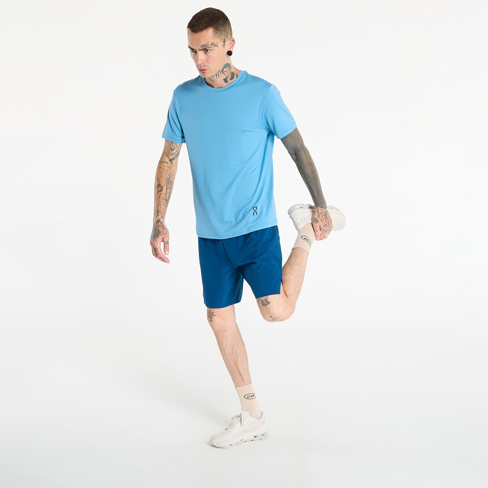 T-skjorter for menn On Studio Tee Blue