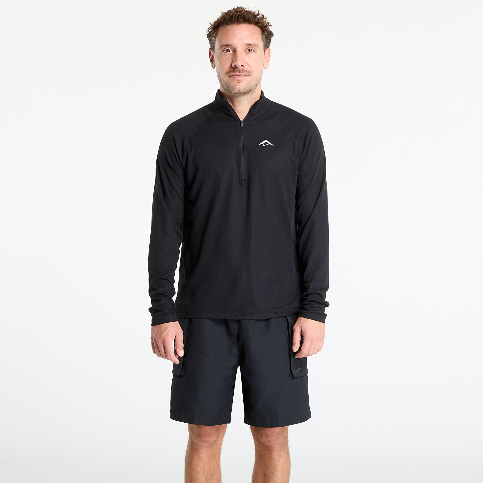 Pánske tričká Nike Trail Men's Dri-FIT 1/2-Zip Mid Layer Top Black/ Summit White
