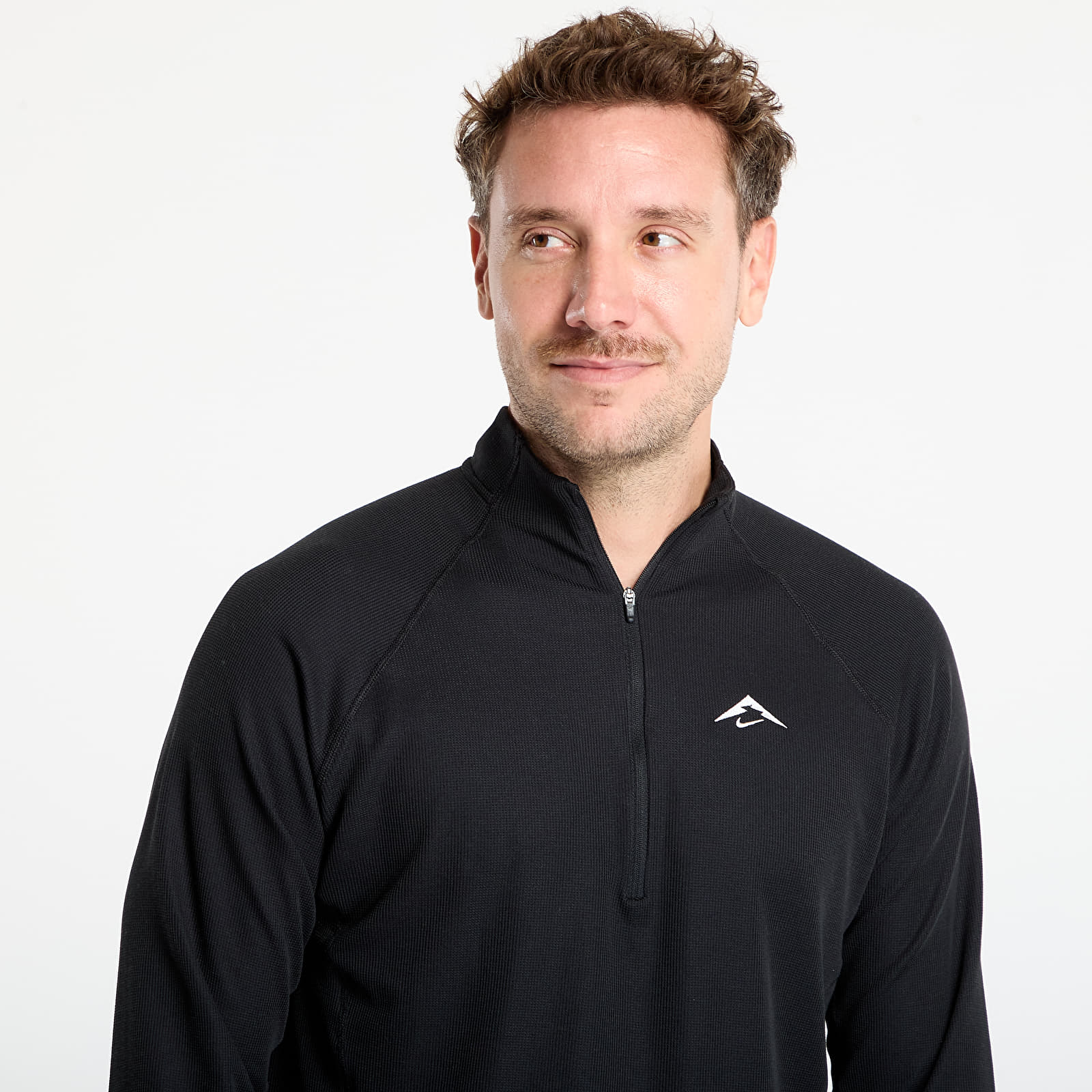 Pánske tričká Nike Trail Men's Dri-FIT 1/2-Zip Mid Layer Top Black/ Summit White