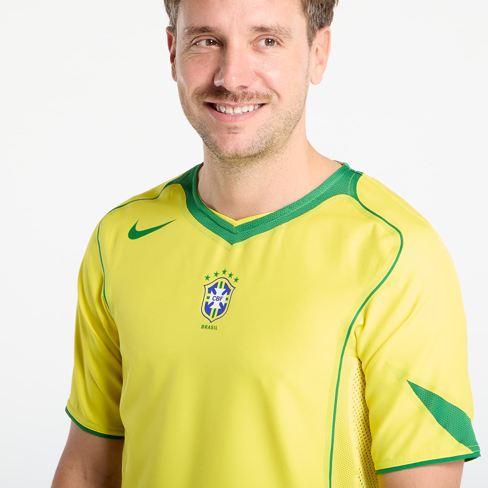 Pánské dresy Nike Men's Soccer Replica Jersey Brazil 2004 Total 90 Reissue Opti Yellow/ Apple Green/ Apple Green