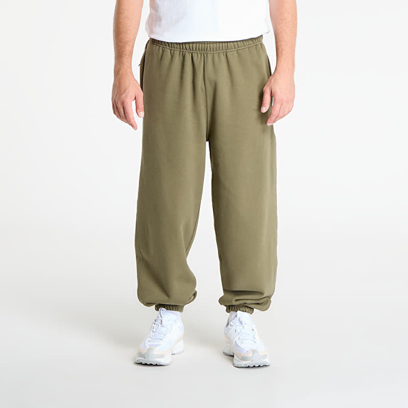 Nike Solo Swoosh Men's Cuffed Fleece Pants Medium Olive/ Medium Olive/ White