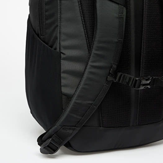 Patagonia Atom Day Pack 24L Black | Queens