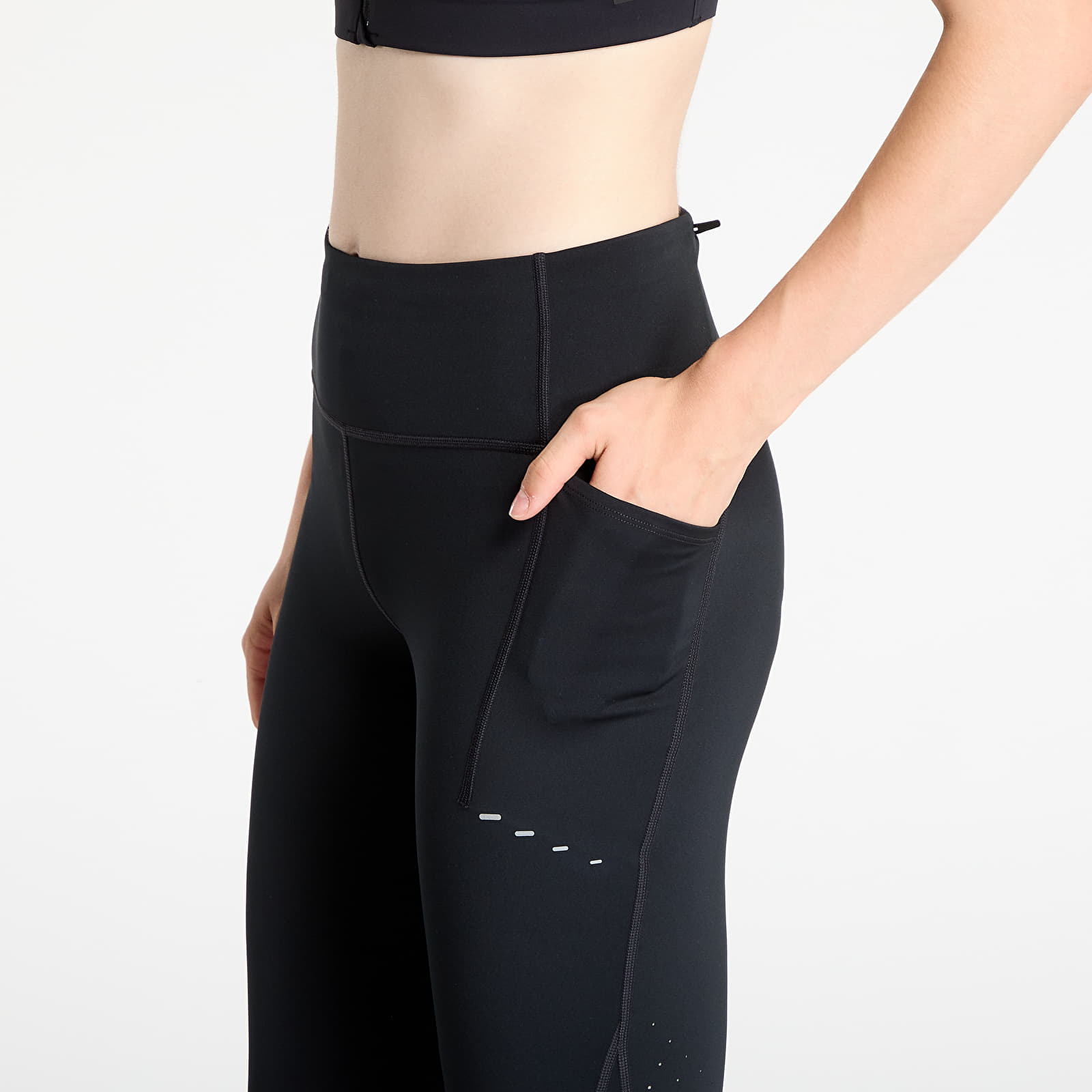 Dámské legíny Nike Swift Women's High-Waisted 7/8 Running Leggings with Pockets Black/ Reflective Silver