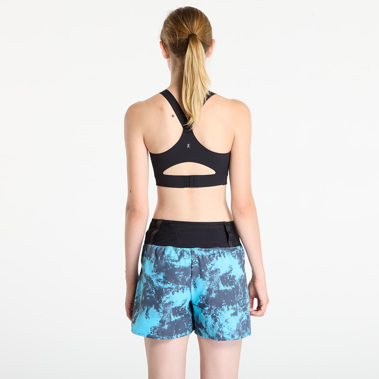 Sieviešu krūšturi On Endurance Bra Zip Black