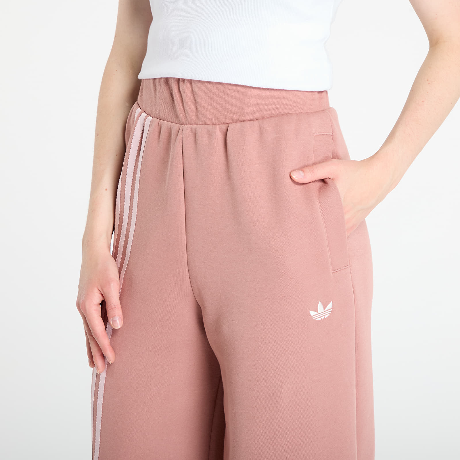 Sieviešu treniņbikses adidas Off Placed 3-Stripes Wide Pant Warm Clay
