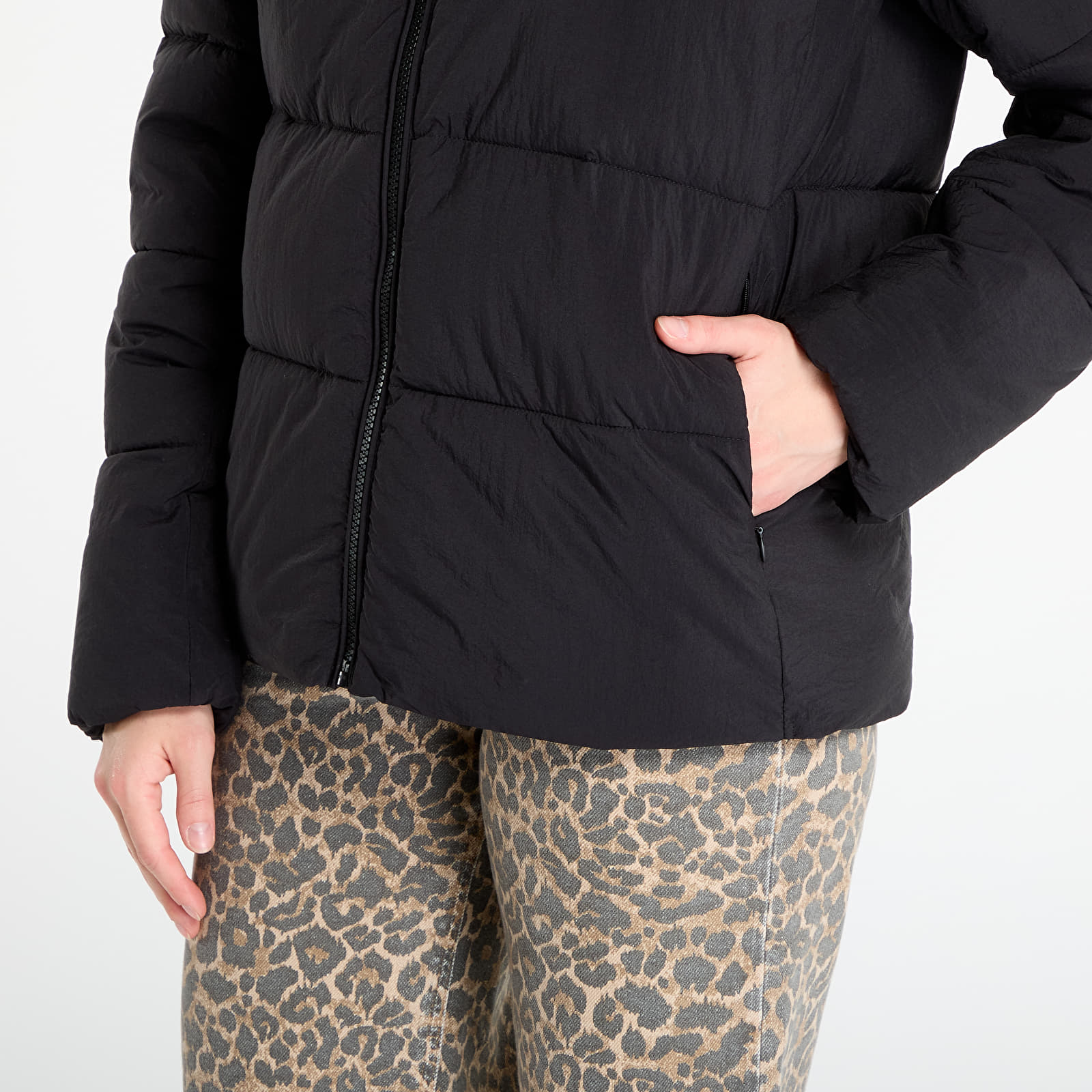 Jakas GUESS New Claudia Light Puffer Jacket Black
