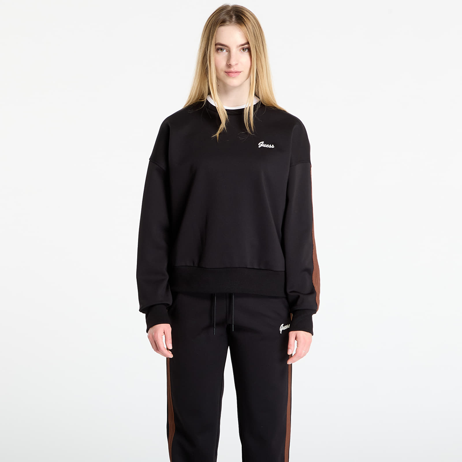 Mikinas ar kapuci un sporta krekli GUESS Fabia Cn Sweatshirt Black