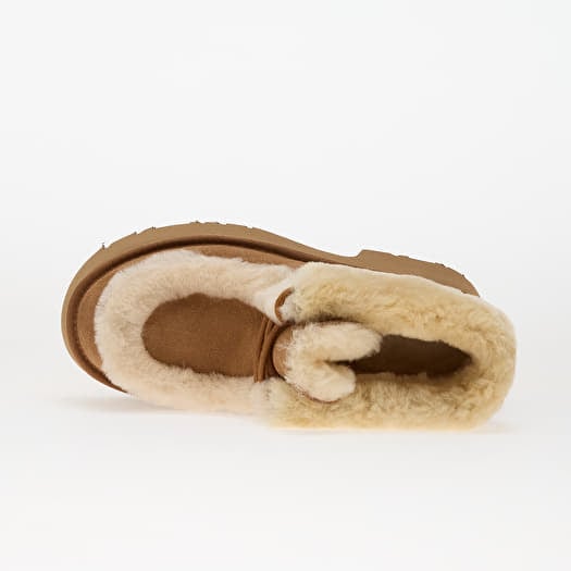 UGG W Esmee Lace Up Chestnut | Queens