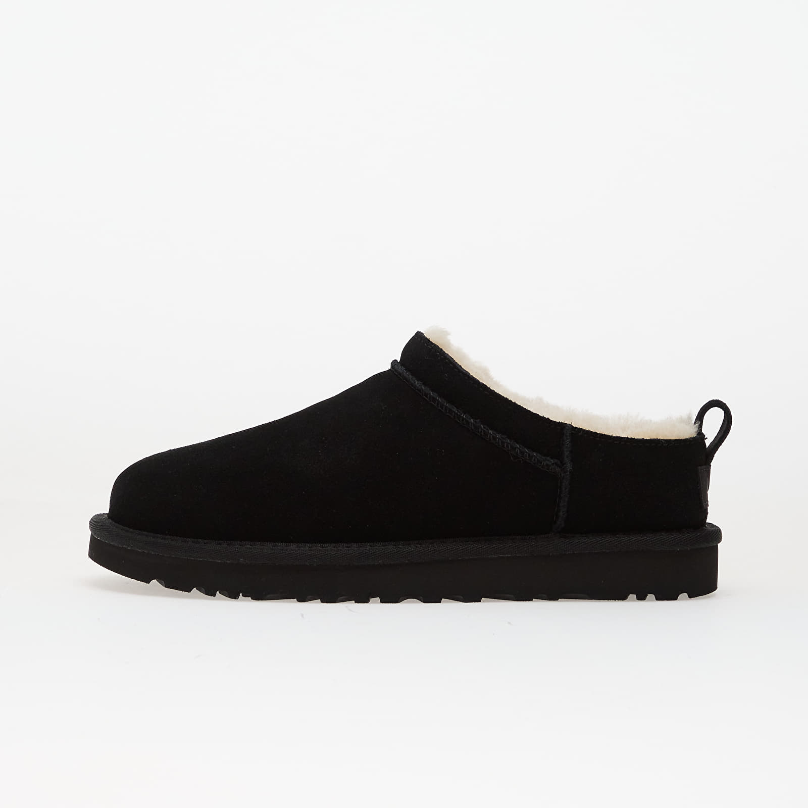 Sieviešu kedas un apavi UGG W Classic Micro Black