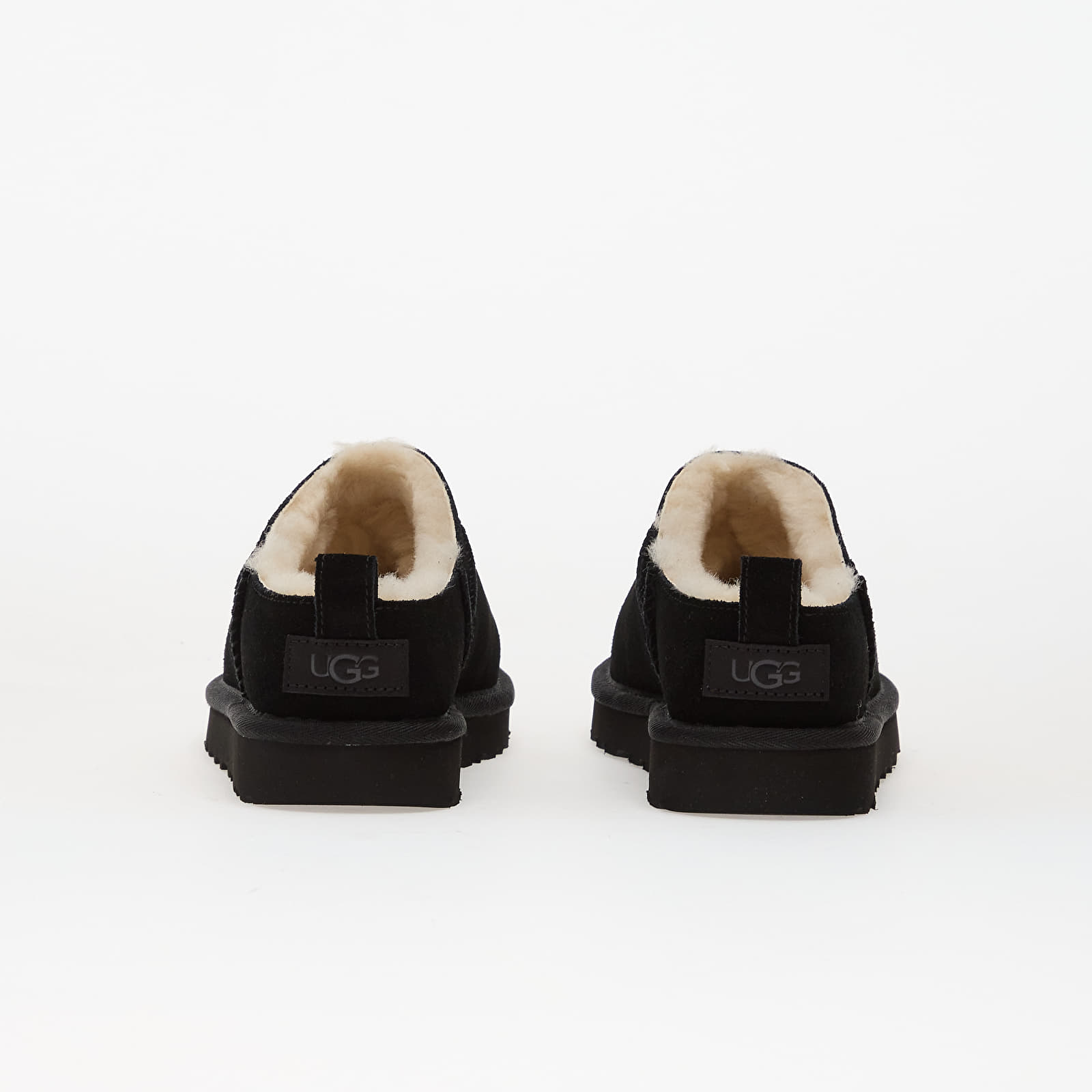 Sieviešu kedas un apavi UGG W Classic Micro Black