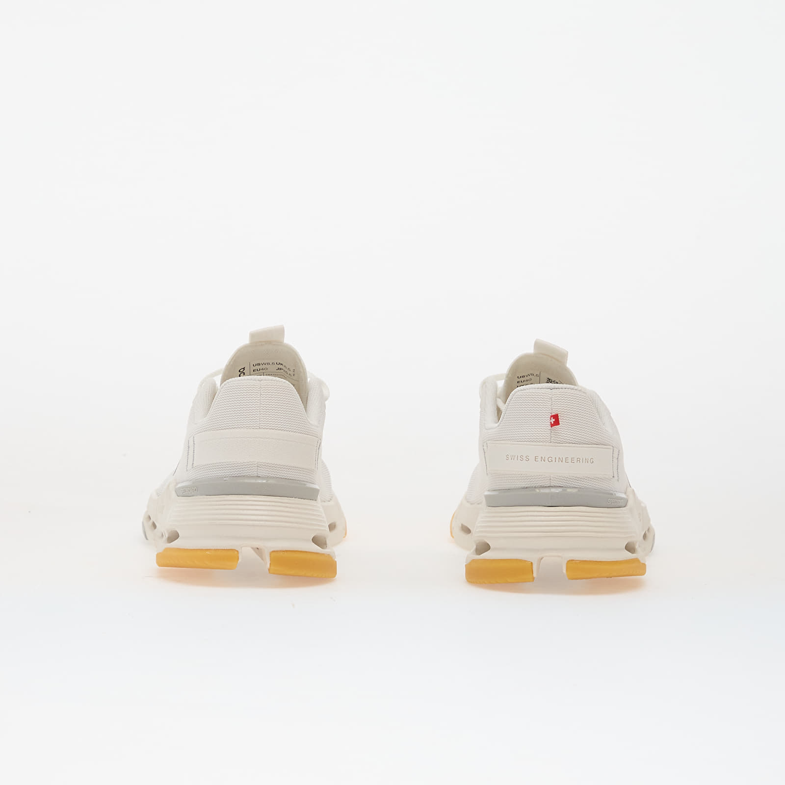 Sneakers On W Cloudnova Form 2 White/ Ivory EUR 40