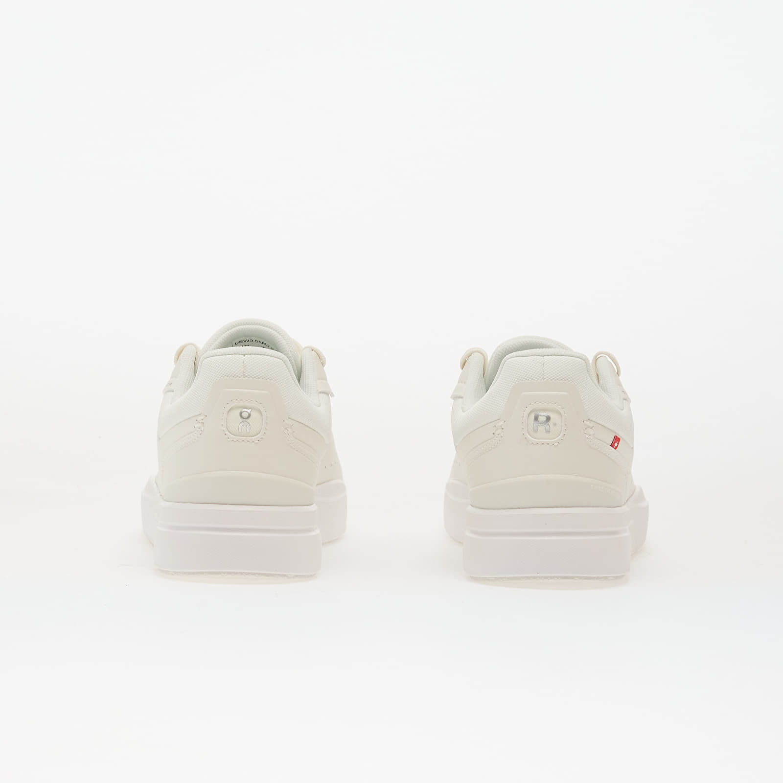 Buty damskie On W The Roger Advantage Ivory/ Ivory