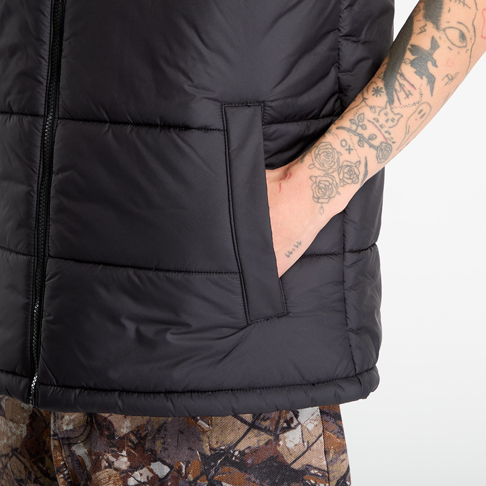 Pánské vesty Vans MTE Hillgate Vest Black